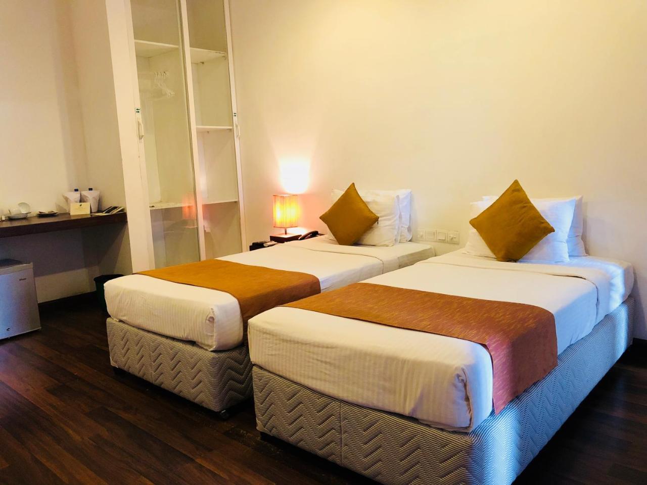 Emerald Hill Hotel Kandy Exterior foto